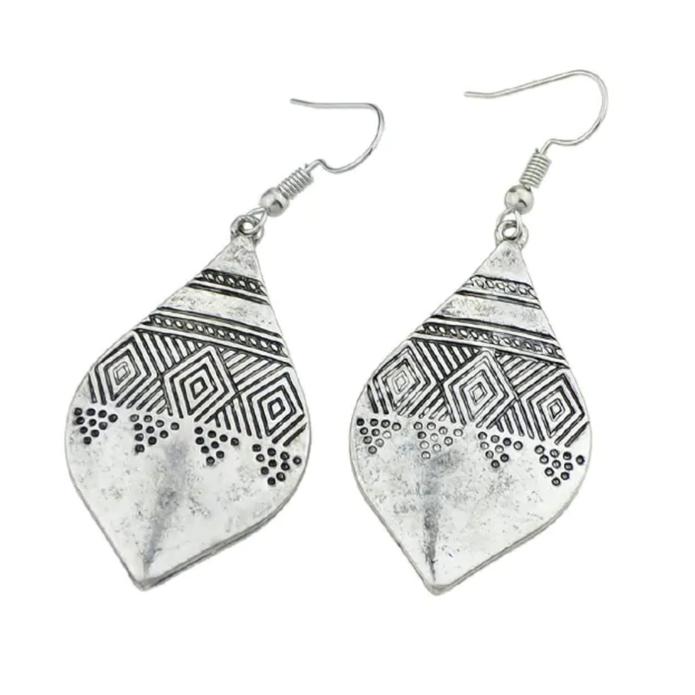REESE Vintage Silver Drop Engraved Earrings